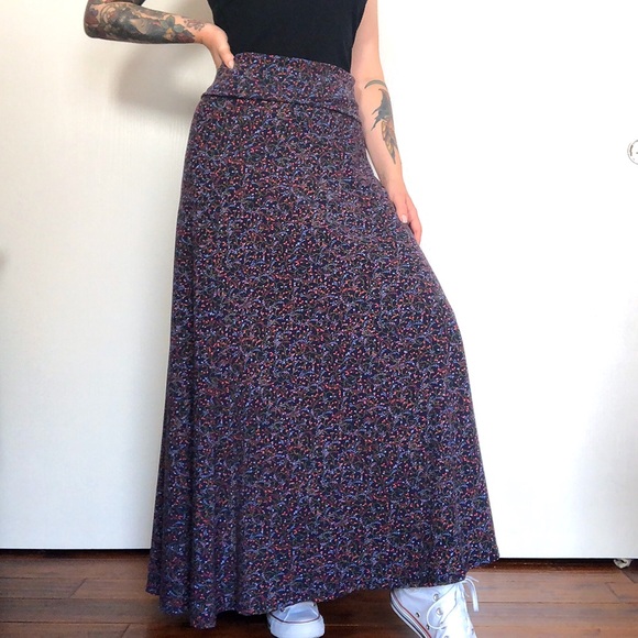 LuLaRoe Dresses & Skirts - LuLaRoe Floral Classic Maxi Skirt LuLaRoe Dresses & Skirts - LuLaRoe Floral Classic Maxi Skirt